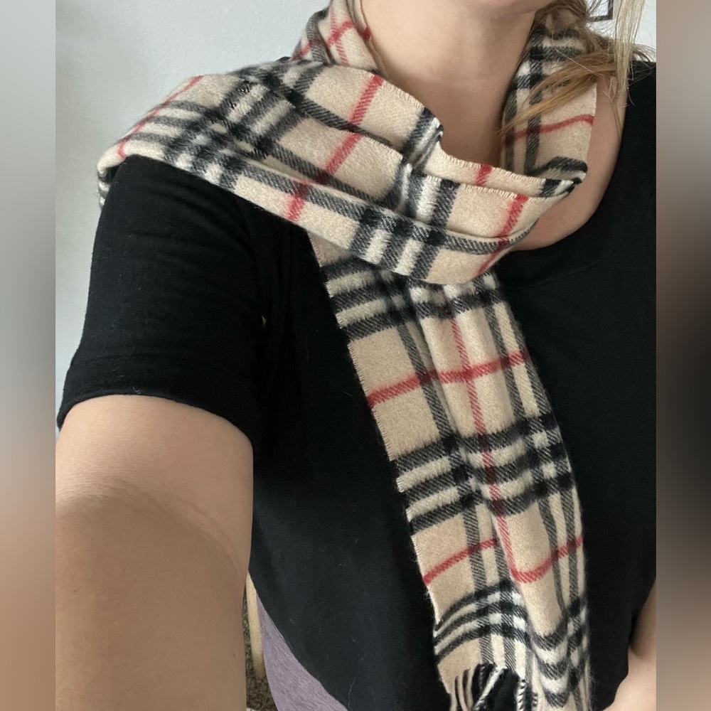 Burberry Mini Cashmere Scarf - Picture 4 of 10